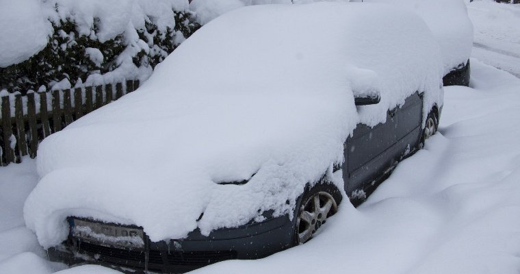 В Удмуртии будут штрафовать владельцев машин, мешающих уборке снега