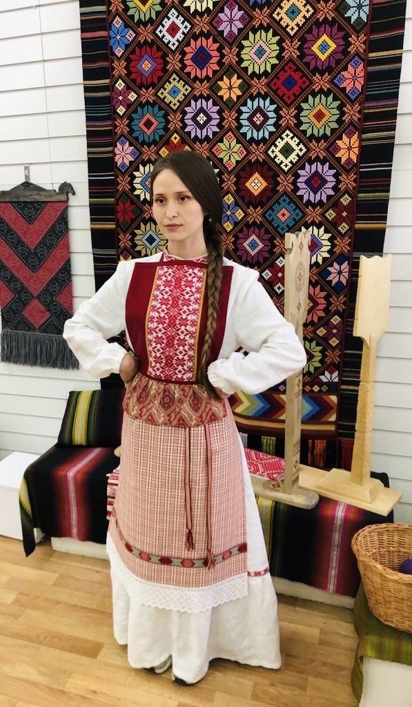 Платье для жительницы Австралии изготовили мастера из Удмуртии