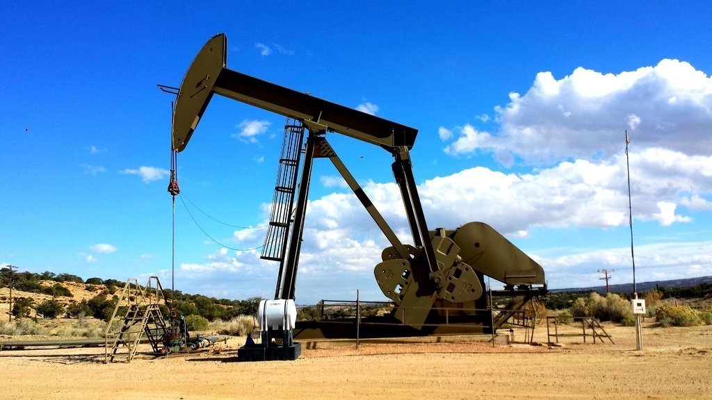 Минус 500 тысяч баррелей: Россия в марте сократит суточную добычу нефти