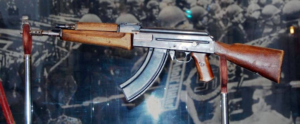 75 лет исполнилось со дня принятия на вооружение легендарного «АК-47»