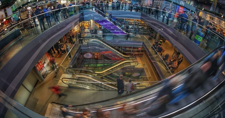 Посещаемость торговых центров в малых городах Удмуртии достигла уровня начала 2022 года