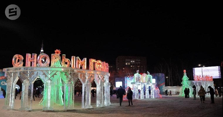 Власти Ижевска рассматривают несколько вариантов проведения новогодних гуляний