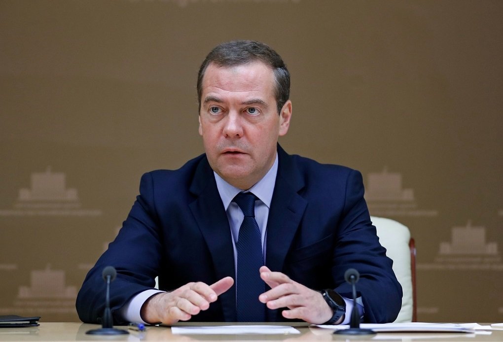 Медведев: лучше отдать часть Украины Польше, чем пустить ее в НАТО