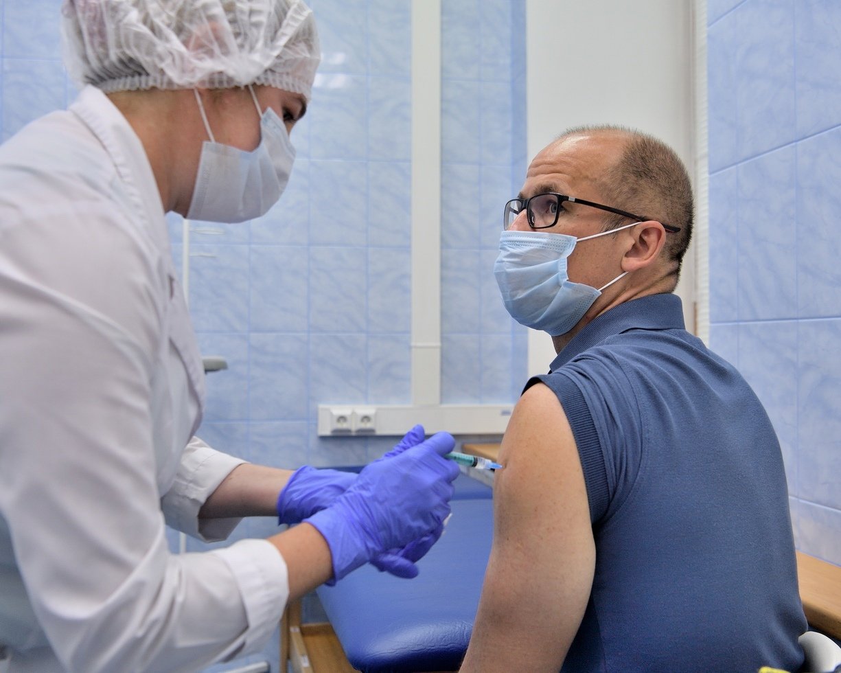 

Глава Удмуртии поставил второй компонент вакцины от коронавируса

