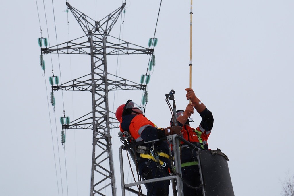 Россети Центр и Приволжье отремонтировали более 450 км высоковольтных линий электропередачи в Удмуртии