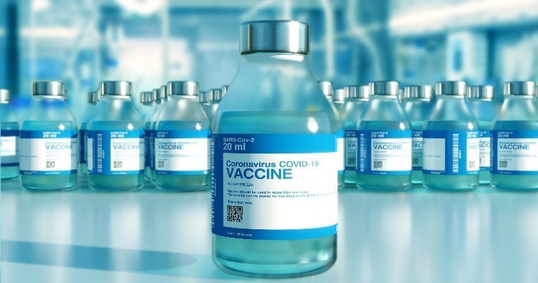 Новые пункты вакцинации в Ижевске, перевернувшийся автобус с подростками в Крыму и обрушение дома в Майами