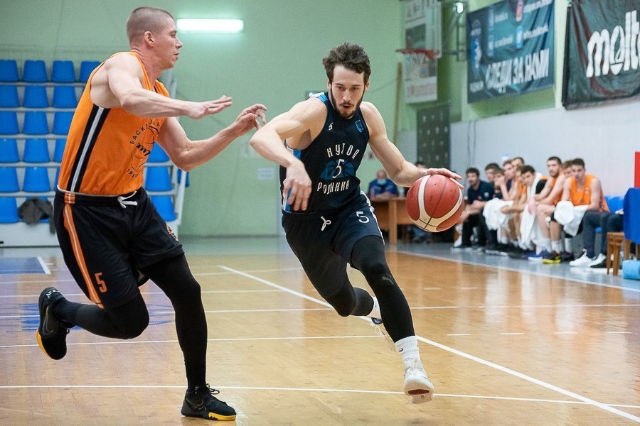 Баскетболисты «Купол-Родников» одолели в Ижевске «Иркут»