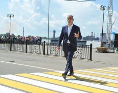 Александр Бречалов поздравил жителей Ижевска с Днем города