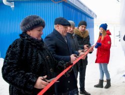 В Сарапульском районе построили крытый многофункциональный каток