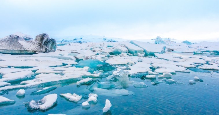 Безопасная Арктика: МЧС России дало старт крупной научно-исследовательской экспедиции 