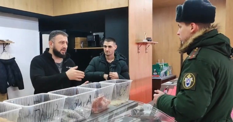Военные следователи провели рейд на центральном рынке Ижевска