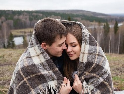 Жителям Удмуртии рассказали о пользе объятий для психического здоровья