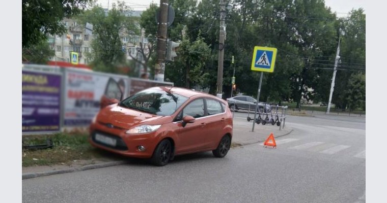 Подростка на электросамокате сбили в Ижевске