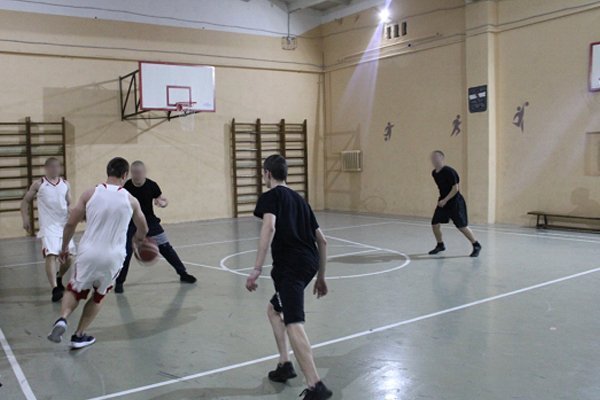 В Ижевске прошёл первый открытый турнир по стритболу среди несовершеннолетних осуждённых 