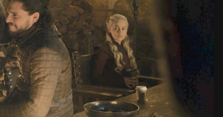 Стаканчик из Starbucks заметили зрители на пиру «Игры престолов»