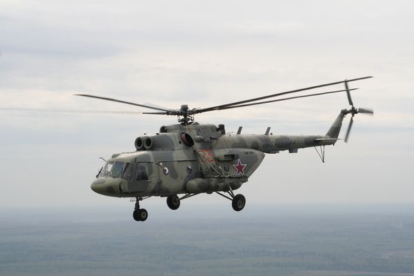 Террористы ИГИЛ обстреляли российский Ми-8