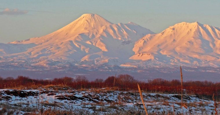 Альпинист сорвался в ущелье при восхождении на сопку на Камчатке