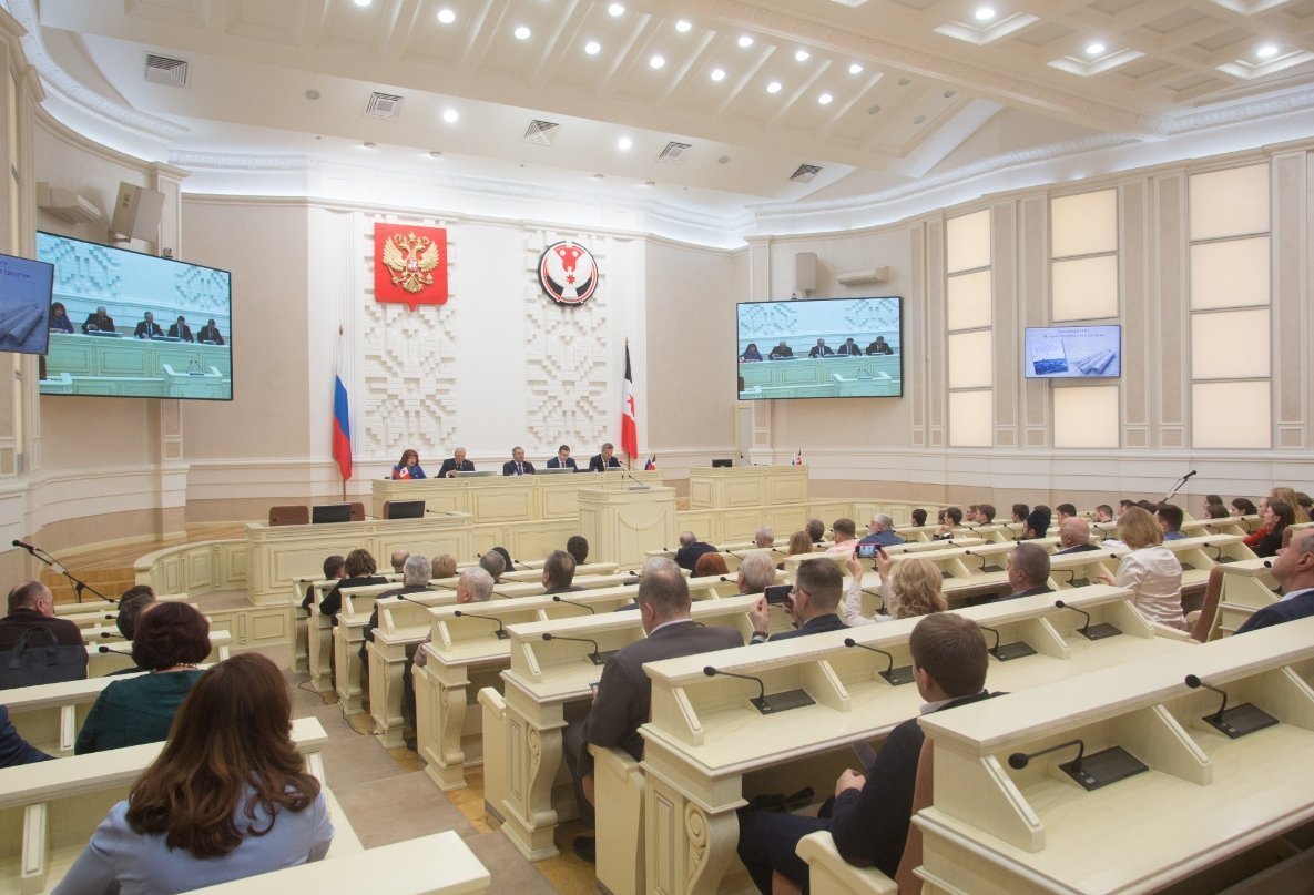Владимир Паршин стал самым богатым депутатом Госсовета Удмуртии за 2018 год