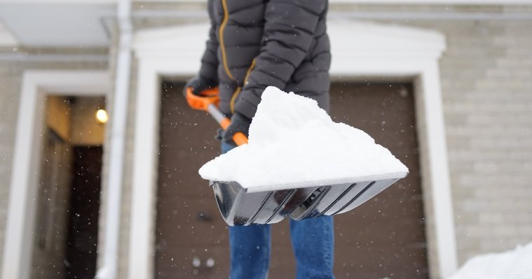Глава Удмуртии призвал жителей выходить на массовые субботники для расчистки снега