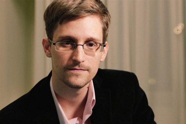Сноуден попросил Обаму о помиловании