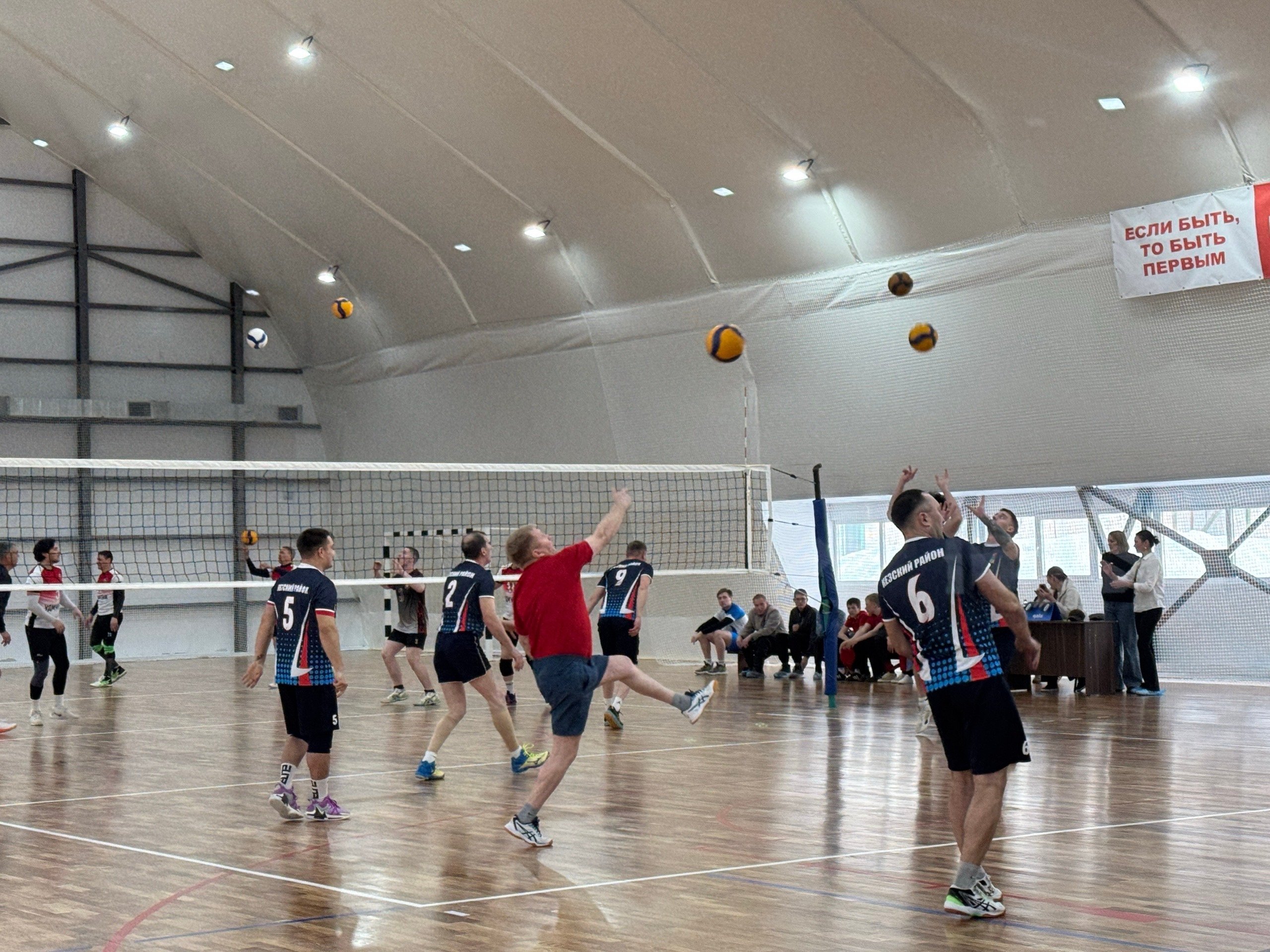 Физкультурно-оздоровительный комплекс открыли в Кезу