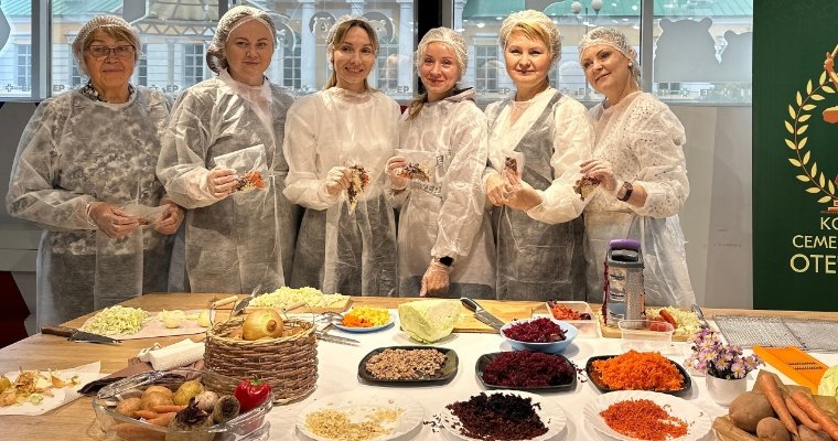 Жительницы Удмуртии приготовили для участников СВО порции «сухого» борща  