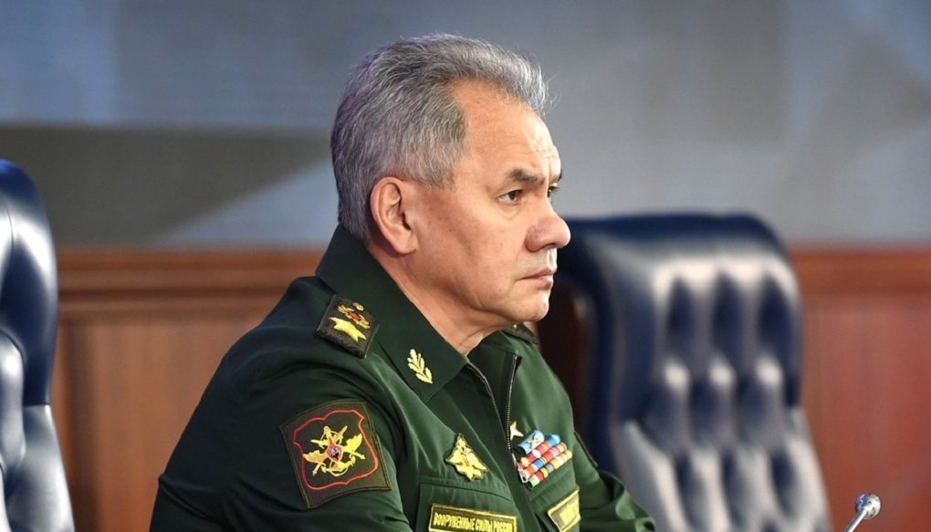 Шойгу предложил изменить призывной возраст в России и увеличить армию