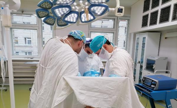 Хирурги республиканского онкодиспансера в Удмуртии спасли 11 пациентов в «умной» операционной