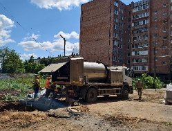 В конце июня на улице Удмуртской в Ижевске начнут менять трубу старого канализационного коллектора