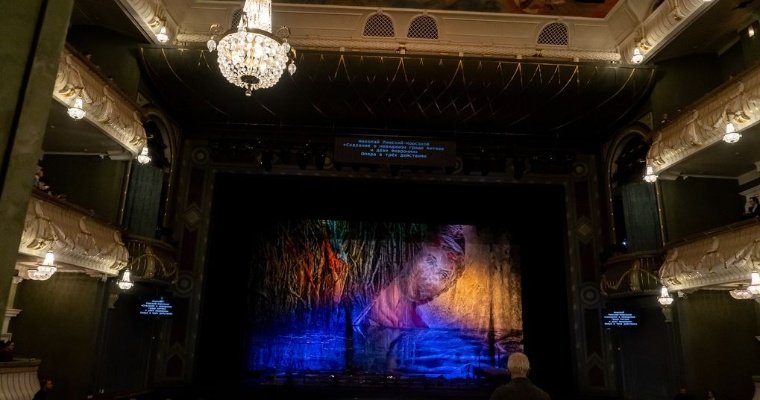 Картина дня: гастроли ижевской оперы на сцене Большого театра и незаконная добыча воды в Можге