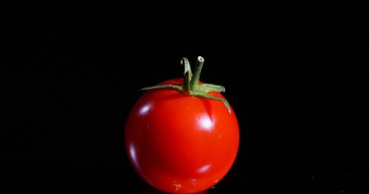 Потерянный в космосе помидор нашли на борту МКС