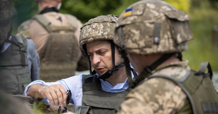 Зеленский впервые посетил Донбасс как президент Украины