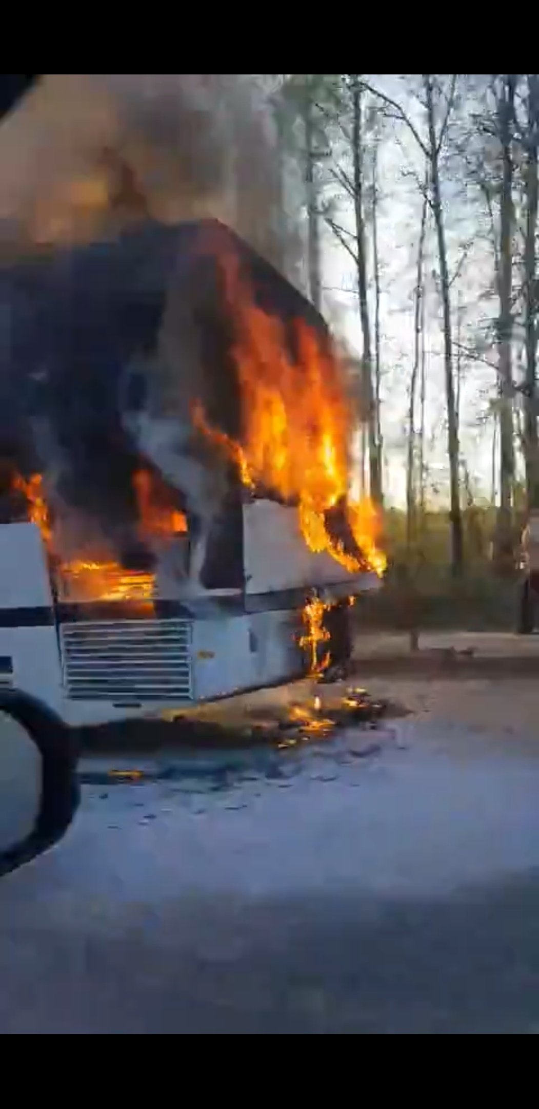 В Завьяловском районе Удмуртии сгорел автобус