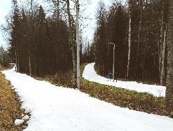 На лыжном комплексе Галины Кулаковой в Удмуртии два километра трассы покрыли снегом