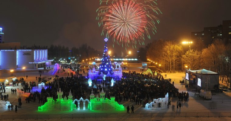 Скоро-скоро Новый год: ледовый городок на Центральной площади Ижевска начнут строить 2 декабря