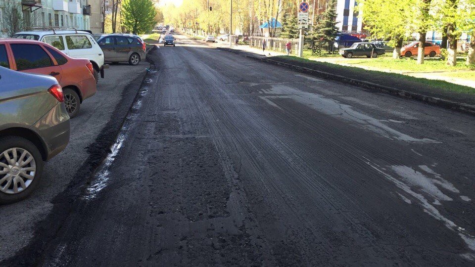 Пробки возможны в городке Металлургов в Ижевске из-за ремонта улицы Песочной