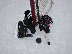 Хоккеисты «Ижстали» обыграли команду из Красноярска