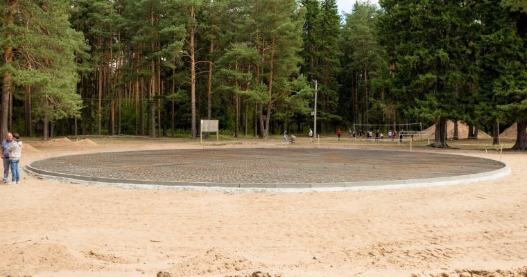 Земляные работы начались в Березовском лесу Воткинска в рамках благоустройства пространства «Ритм леса»
