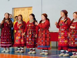 Бурановские бабушки открыли международную акцию «Хоровод мира»