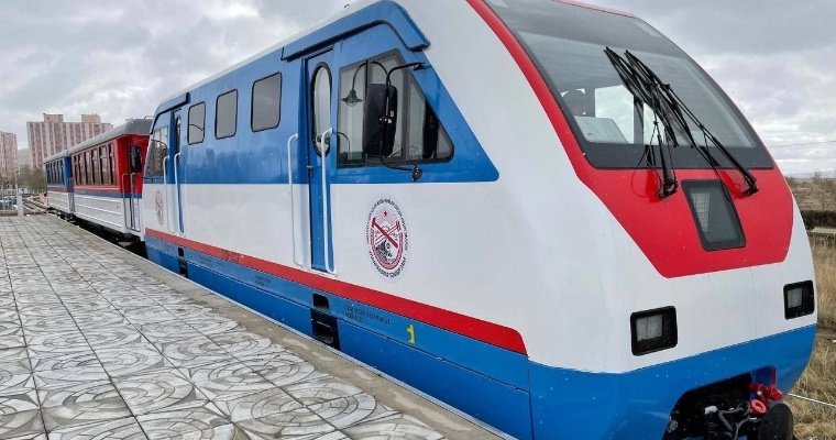 Из Камбарки в Казахстан отправят тепловоз с вагонами для детской железной дороги