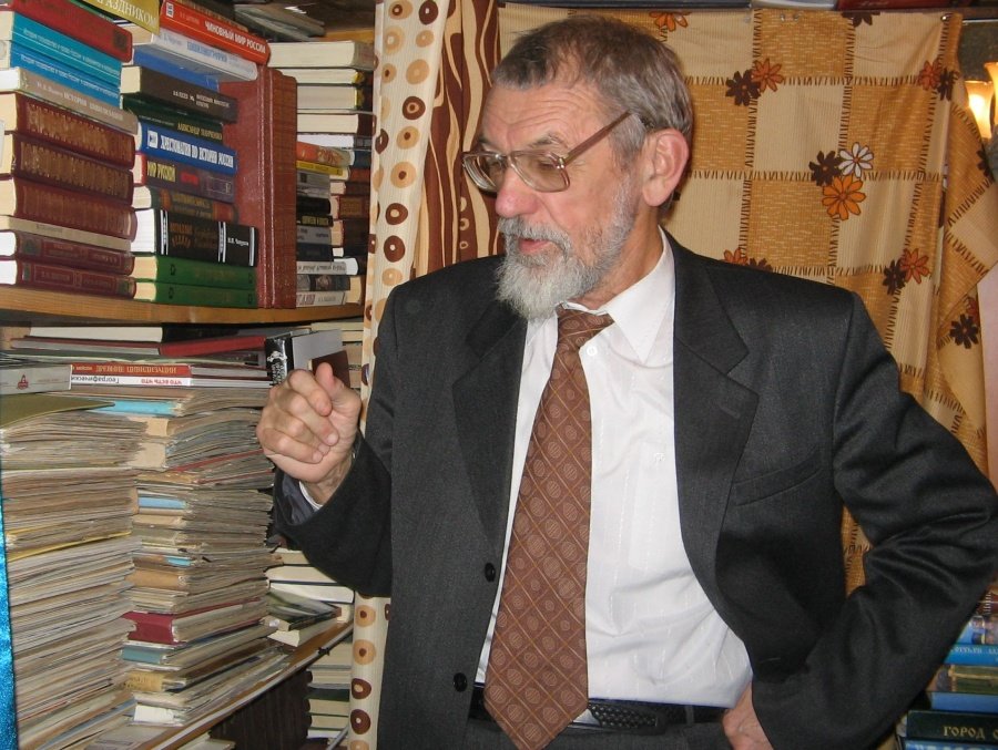 Историк Евгений Шумилов