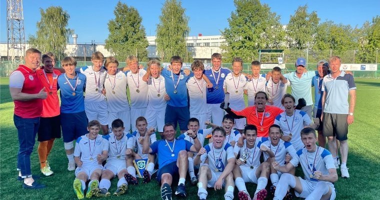 Юноши футбольной команды «Зенит-Ижевск» стали чемпионами ПФО