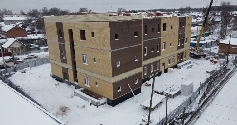 В Уве возвели все три этажа новой школы искусств