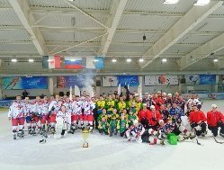 В Удмуртии состоялся Традиционный хоккейный турнир, посвящённый Дню рождения компании «Белкамнефть» имени Волкова