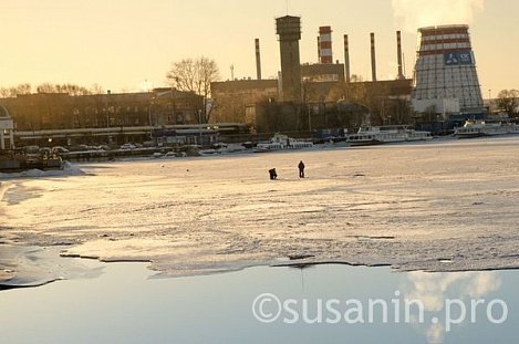 Ижевчан попросили не выходить на лед в период ледостава