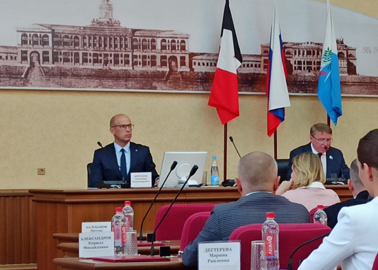 Глава Удмуртии призвал максимально открыто расследовать уголовное дело экс-мэра Ижевска Олега Бекмеметьева