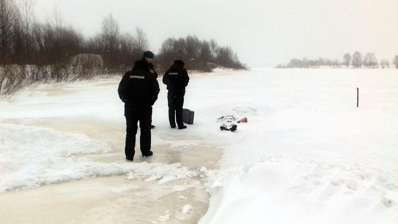 На льду Камы в Удмуртии обнаружили труп мужчины