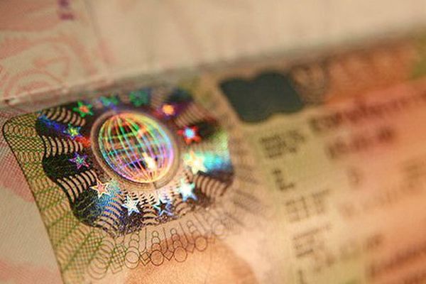Россиян обяжут сдавать биометрические данные для получения шенгенской визы к лету 2015 года