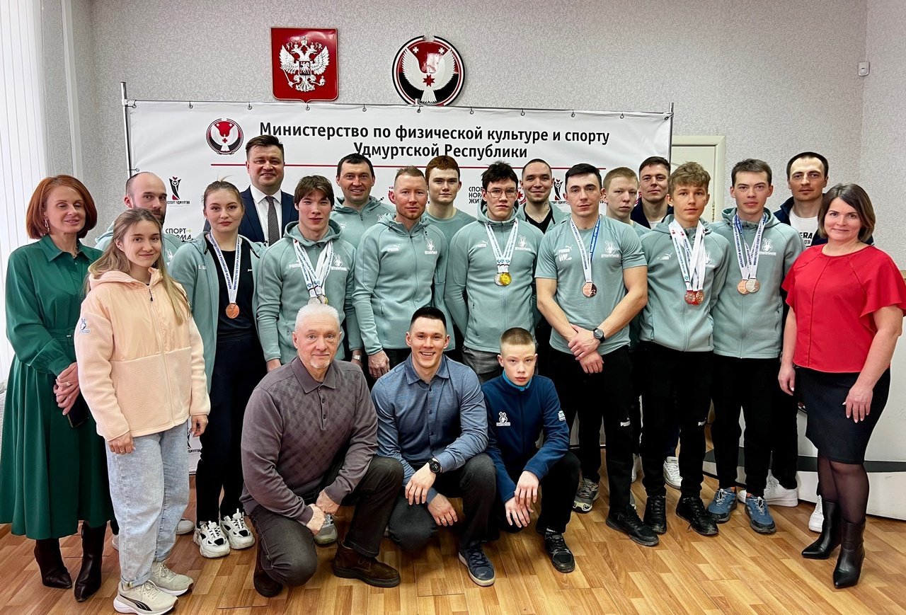 Семь лыжников спортклуба для людей с инвалидностью Кузнечики из Удмуртии вошли в состав сборной России