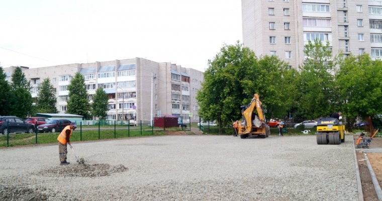В Ижевске начали реконструкцию двух школьных стадионов